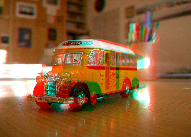 Bus stereoscopico (anaglyph)